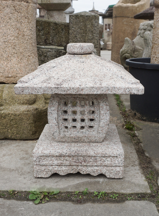 Tenkachaya Gata Ishidoro, Japanese Stone Lantern - YO01010537