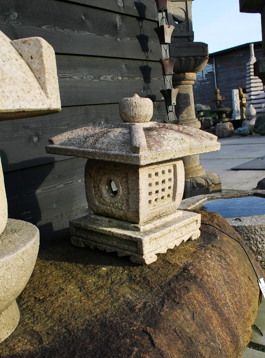 Tenkachaya Gata Ishidoro, Japanese Stone Lantern - YO01010608