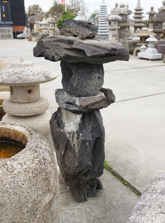 Yoganseki Yamadoro, Japanese Stone Lantern - YO01010527