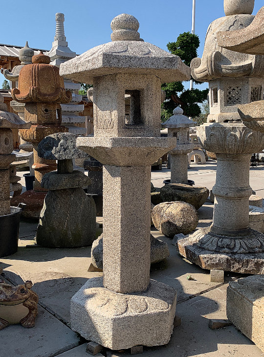 Yunoki Gata Ishidōrō, Japanese Stone Lantern - YO01010179