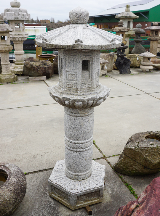 Yunoki Gata Ishidoro, Japanese Stone Lantern - YO01010539