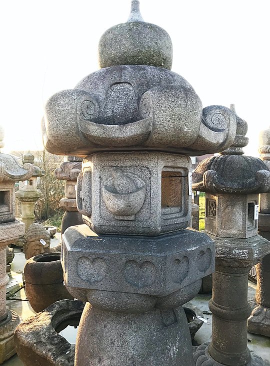 Zendō-ji Gata Ishidōrō, Japanese Stone Lantern - YO01010060