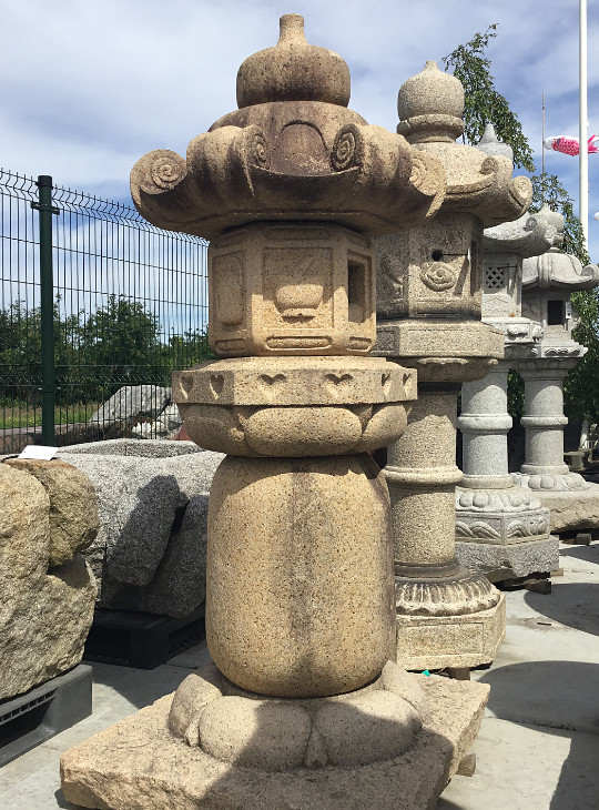Zendo-ji Gata Ishidoro, Japanese Stone Lantern - YO01010230