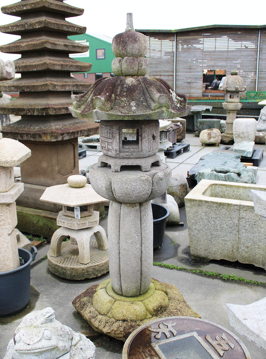 Edo Gata Ishidoro, Japanse Stenen Lantaarn - YO01010565