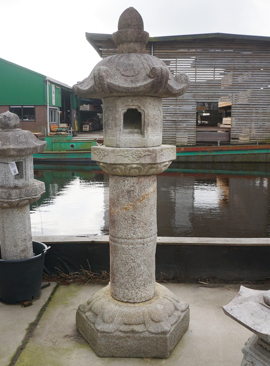 Kasuga Gata Ishidoro, Japanse Stenen Lantaarn - YO01010519