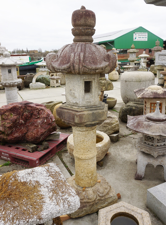 Kasuga Gata Ishidoro, Japanse Stenen Lantaarn - YO01010534