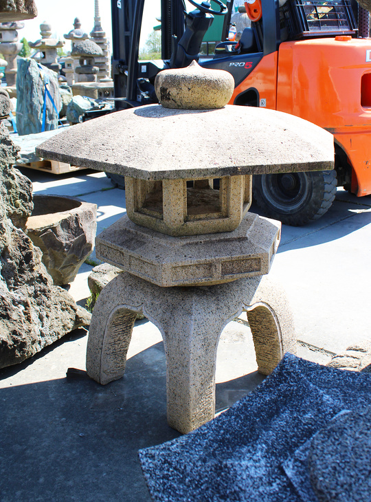 Kodai Yukimi Gata Ishidoro, Japanse Stenen Lantaarn - YO01010615