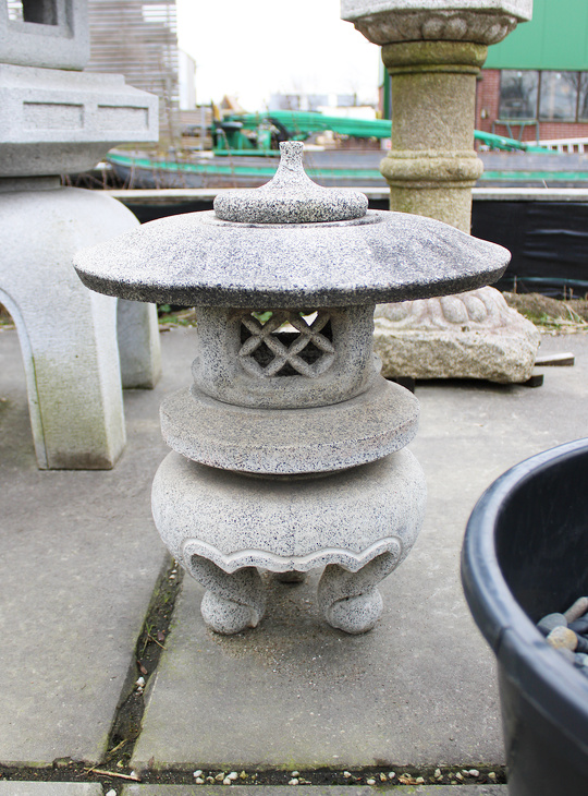 Maru Yukimi Gata Ishidoro, Japanse Stenen Lantaarn - YO01010596