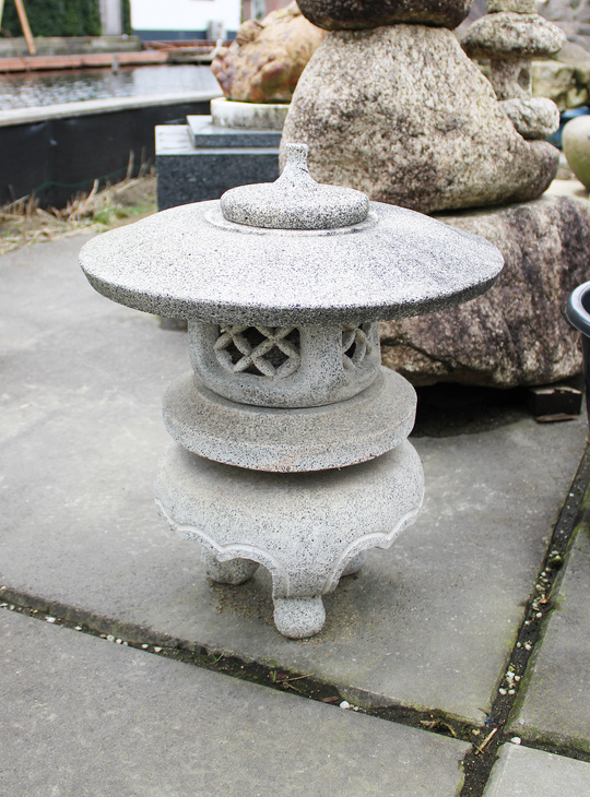 Maru Yukimi Gata Ishidoro, Japanse Stenen Lantaarn - YO01010596