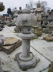 Momoyama Gata Ishidōrō, Japanse Stenen Lantaarn - YO01010237