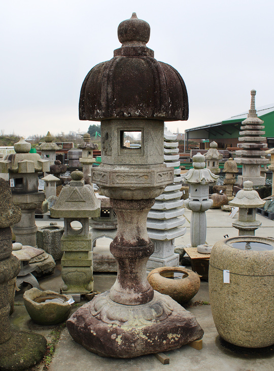 Nuresagi Gata Ishidoro, Japanse Stenen Lantaarn - YO01010564