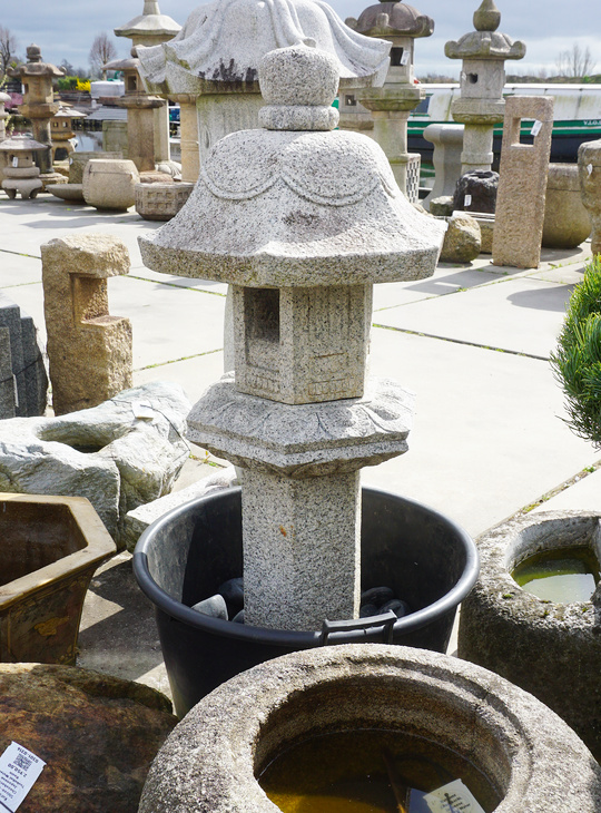 Rokkaku Ikekomi Ishidoro, Japanse Stenen Lantaarn - YO01010548