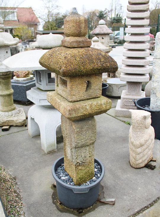 Rokkaku Ikekomi Ishidoro, Japanse Stenen Lantaarn - YO01010594