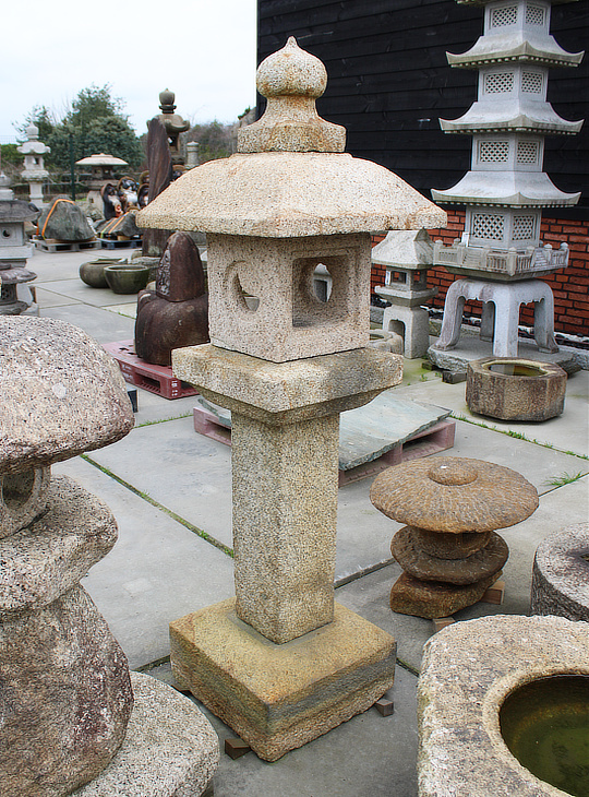 Shikaku Ishidoro, Japanse Stenen Lantaarn - YO01010602