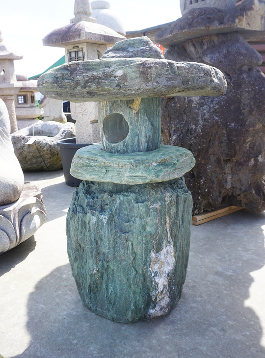 Koop Shikoku Yamadoro, Japanse Stenen Lantaarn te koop - YO01010383