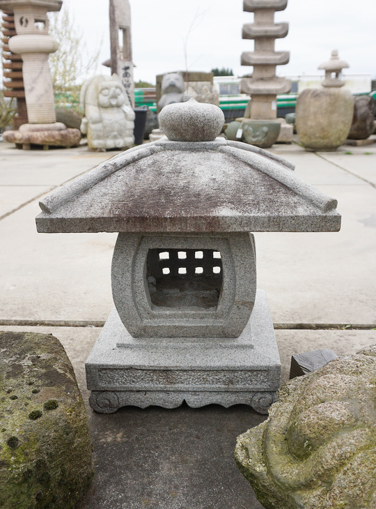 Tenkachaya Gata Ishidoro, Japanse Stenen Lantaarn - YO01010529
