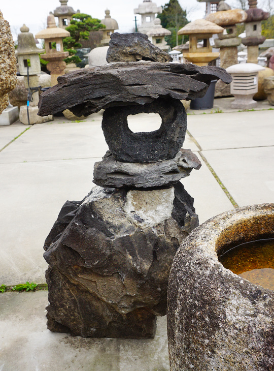 Yoganseki Yamadoro, Japanse Stenen Lantaarn - YO01010527