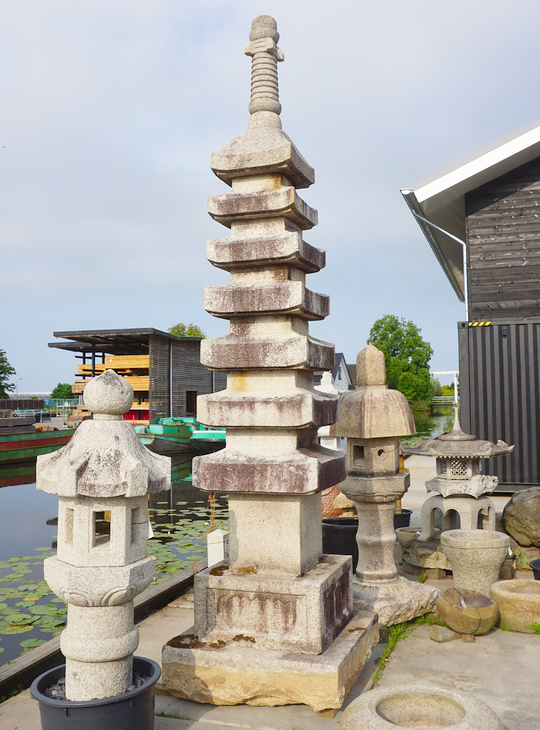 Nanaju Sekito, Japanese Stone Pagoda - YO02010018