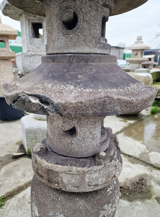 Sanju Sekito, Japanese Stone Pagoda - YO02010011