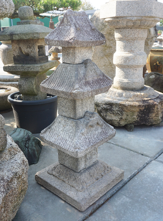 Sanju Sekito, Japanese Stone Pagoda - YO02010023