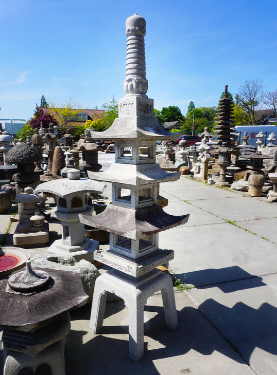 Buy Sanju Sekito, Japanese Stone Pagoda for sale - YO02010031
