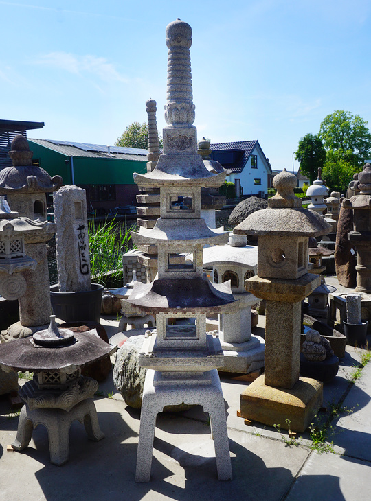 Sanju Sekito, Japanese Stone Pagoda - YO02010031