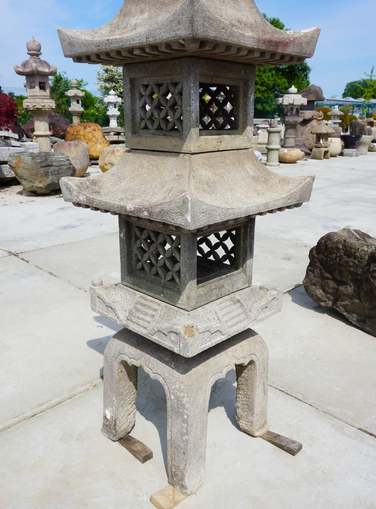 Yonju Sekito, Japanese Stone Pagoda - YO02010006