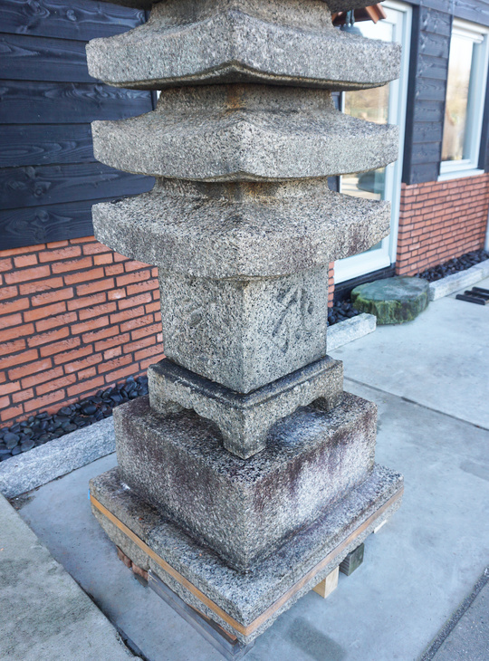 Juichiju Sekito, Japanse Stenen Pagode - YO02010028