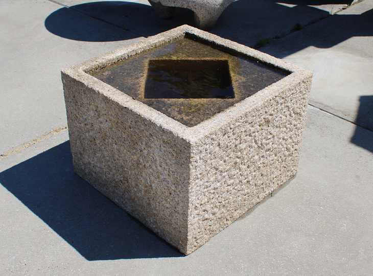 Buy Masugata Chozubachi, Japanese Tsukubai Water Basin for sale - YO03010362