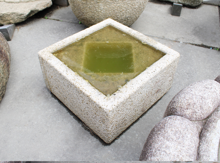 Masugata Chozubachi, Japanese Tsukubai Water Basin - YO03010407
