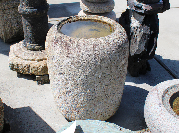Natsume Chozubachi, Japanese Tsukubai Water Basin - YO03010334