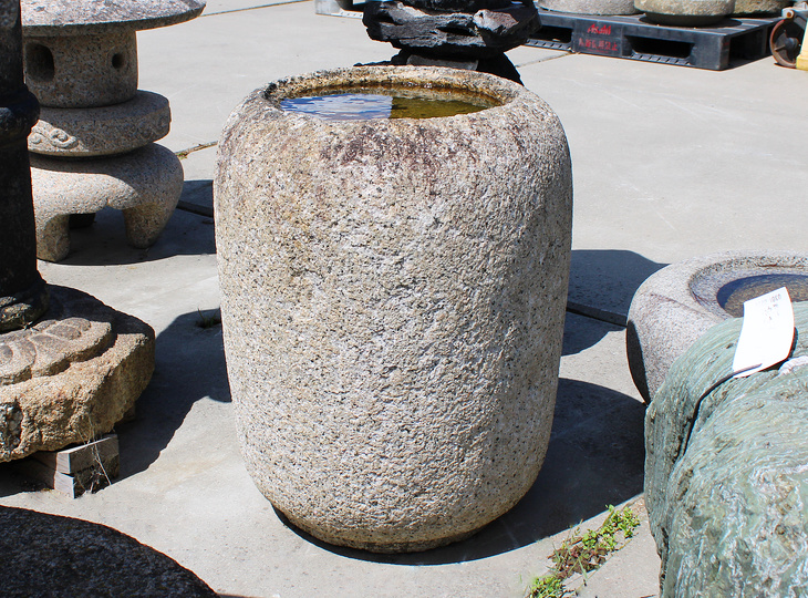 Natsume Chozubachi, Japanese Tsukubai Water Basin - YO03010334