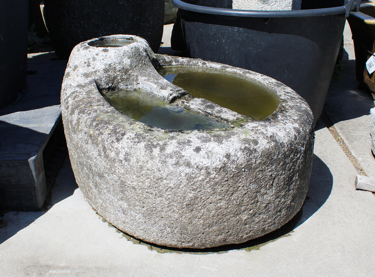 Buy Nitaki Chozubachi, Japanese Tsukubai Water Basin for sale - YO03010363