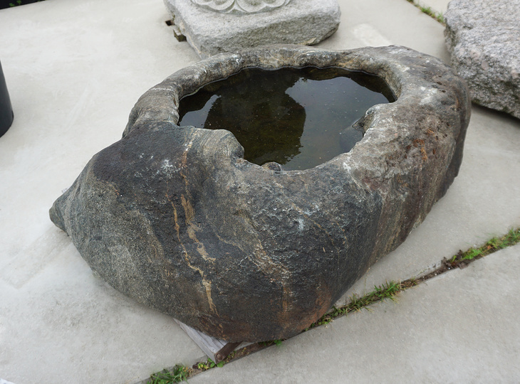 Shikoku Chozubachi, Japanese Tsukubai Water Basin - YO03010297