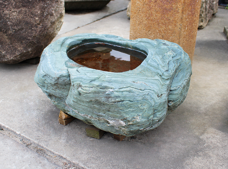 Shikoku Chozubachi, Japanese Tsukubai Water Basin - YO03010369