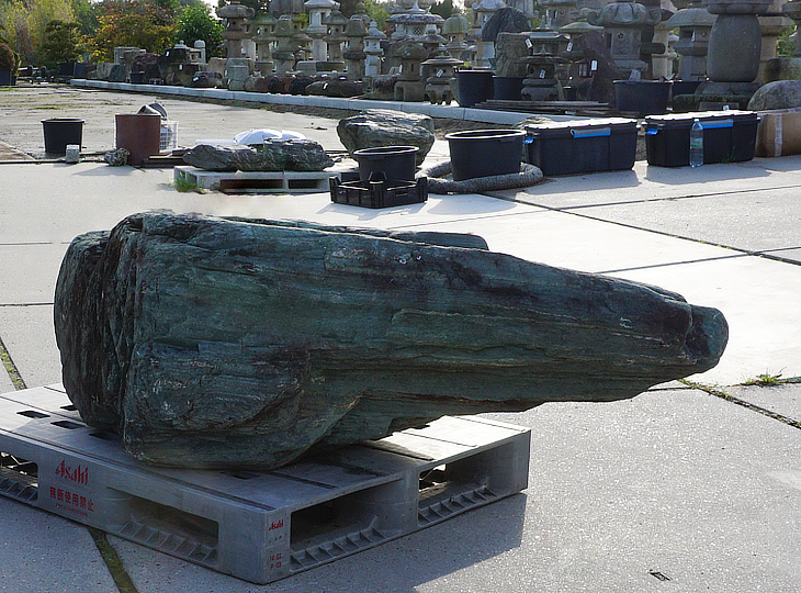 Shikoku Stone, Japanese Chōzubachi Tsukubai - YO03010170