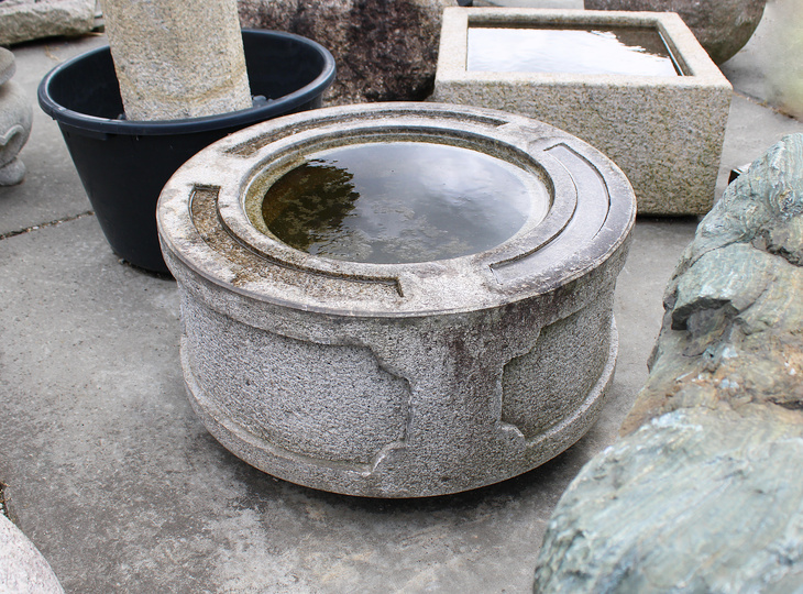 Kesagata Chozubachi, Japanse Tsukubai Waterornament - YO03010390