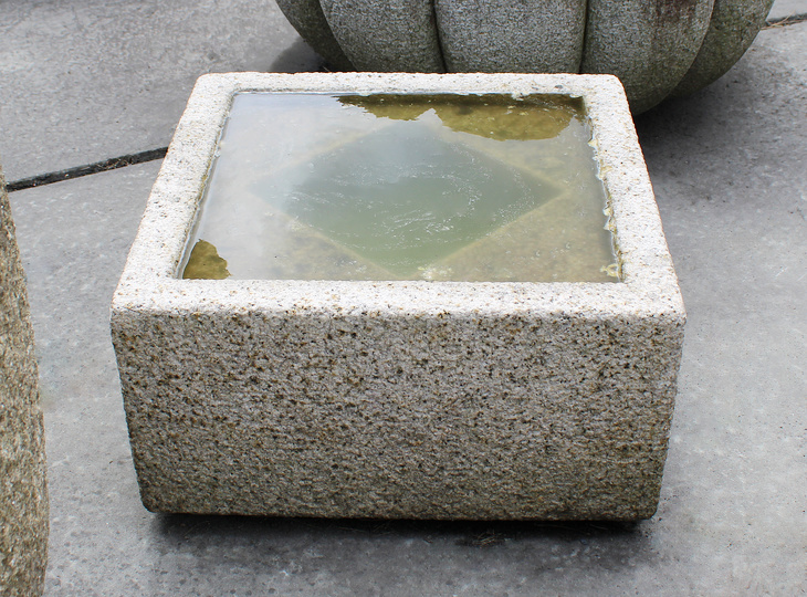 Masugata Chozubachi, Japanse Tsukubai Waterornament - YO03010407