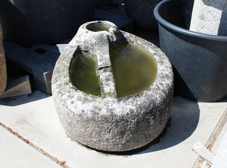 Nitaki Chozubachi, Japanse Tsukubai Waterornament - YO03010363