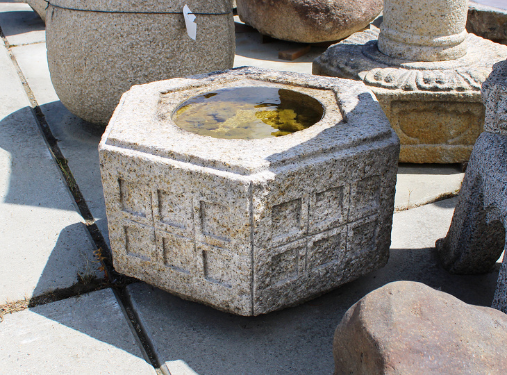 Rokkakukei Chozubachi, Japanse Tsukubai Waterornament - YO03010336