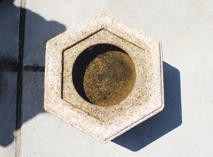 Rokkakukei Chozubachi, Japanse Tsukubai Waterornament - YO03010351