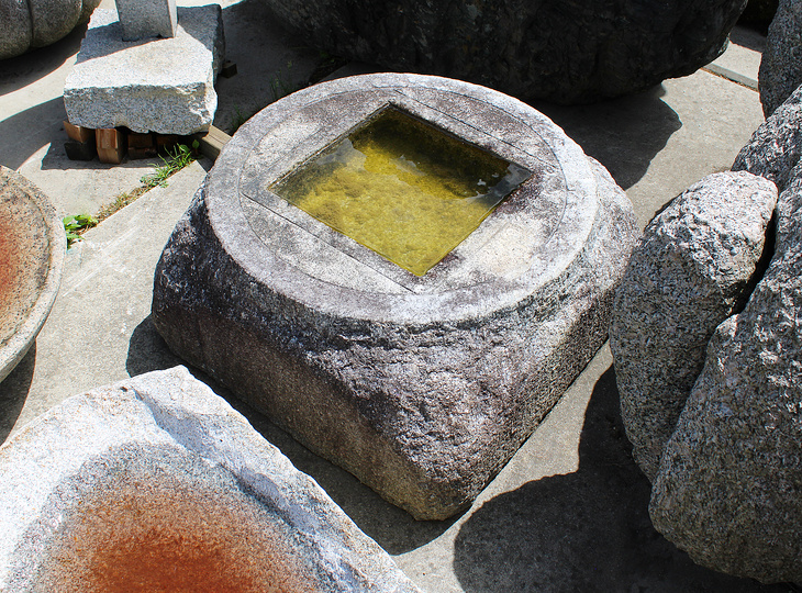 Koop Zenigata Chozubachi, Japanse Tsukubai Waterornament te koop - YO03010340