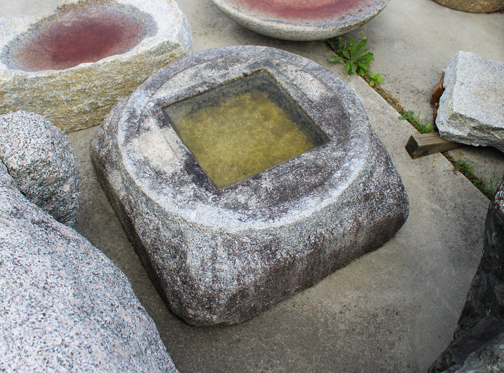 Zenigata Chozubachi, Japanse Tsukubai Waterornament - YO03010340