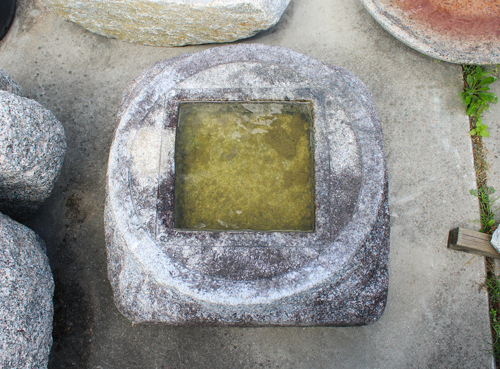 Zenigata Chozubachi, Japanse Tsukubai Waterornament - YO03010340