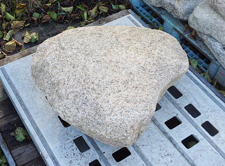 Hirukawa Kutsunugi-ishi, Japanese Stepping Stone - YO05010002
