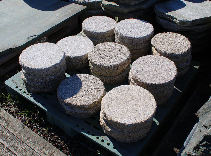 Hirukawa Tobi-ishi, Japanese Stepping Stones - YO05010175