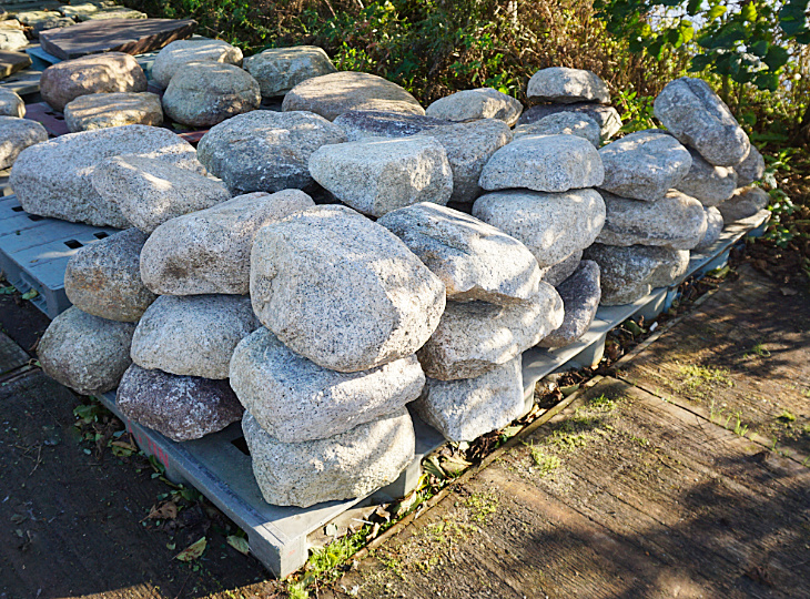 Komono Tobi-ishi, Japanese Stepping Stones, Large - YO05010081