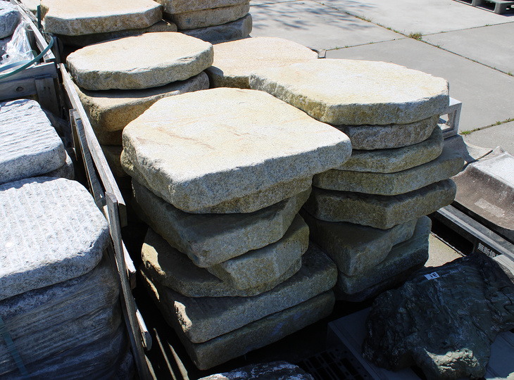 Sabimikage Tobi-ishi, Granite Stepping Stones, Large - YO05020027