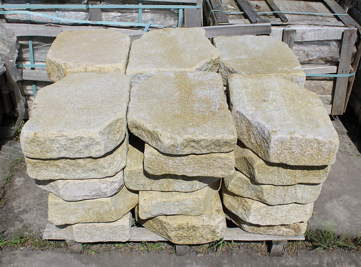 Sabimikage Tobi-ishi, Granite Stepping Stones, Small - YO05020026