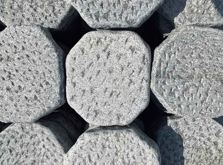 Shiromikage Tobi-ishi, Granite Stepping Stones, Small - YO05020013